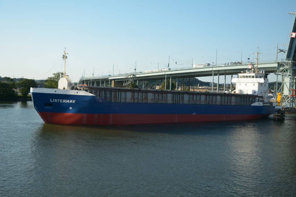 M/V Listerhav lying alongside beneath the bridge