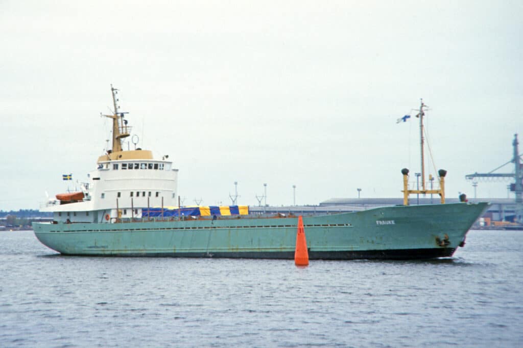 M/S Frauke under way